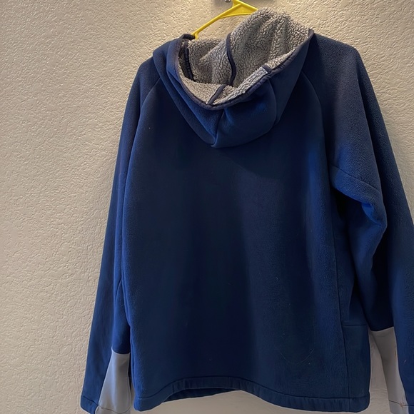 Boys North Face Sherpa Lined Fleece Jacket - Picture 2 of 5